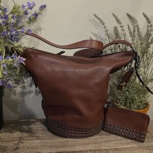 Coach Xl Deep Brown GROMIT BUCKET BAG AND MATCHING WRISTLET